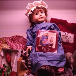 American Girl Kirsten Larsen with Lots Of Extras